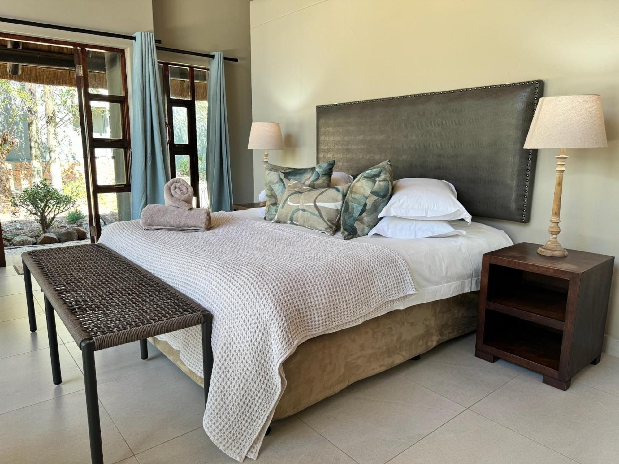 Pangolin Game Lodge - Self Catering, Incl 2 Game Drives Per Day Matlhagame Zewnętrze zdjęcie