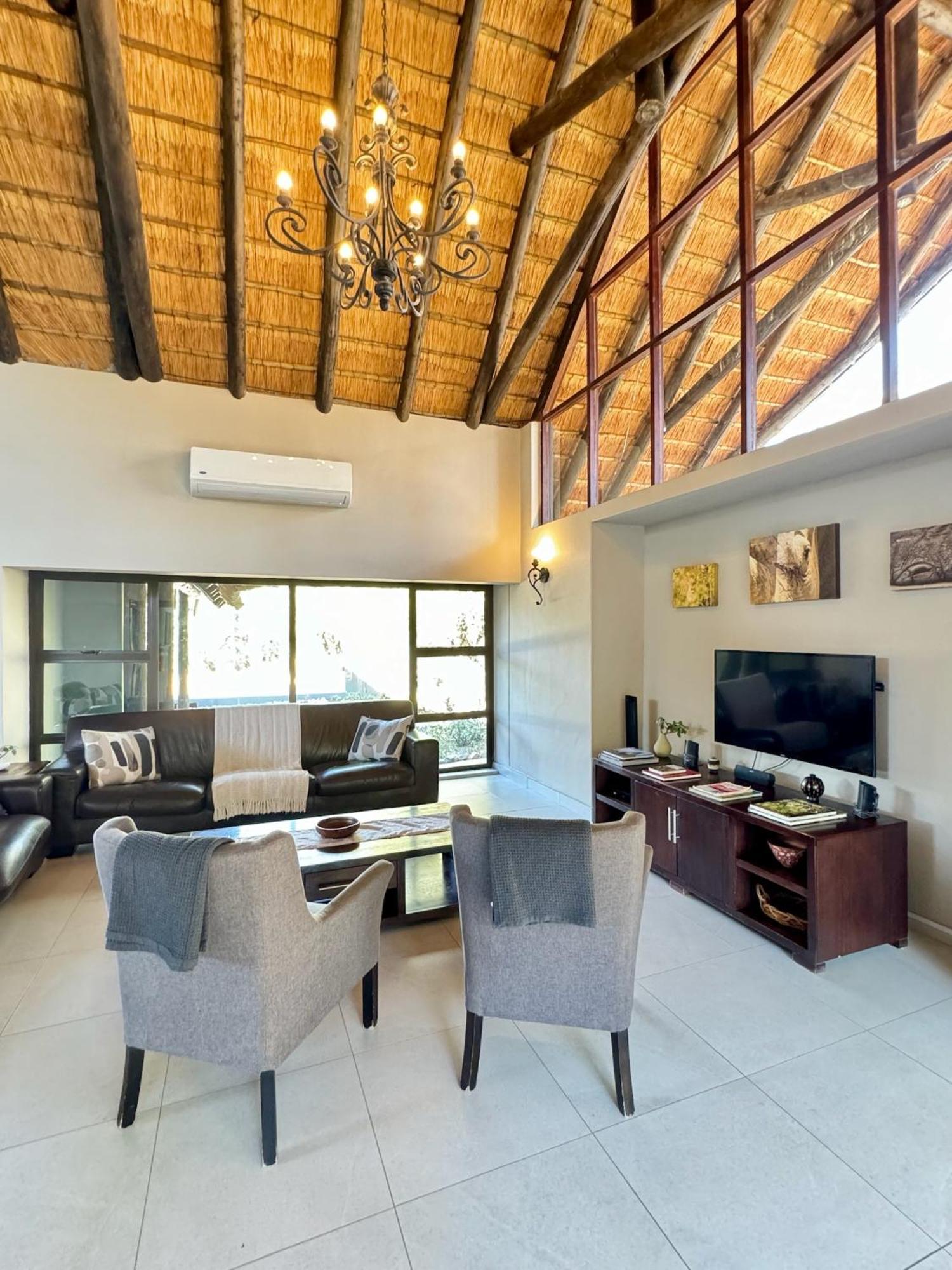 Pangolin Game Lodge - Self Catering, Incl 2 Game Drives Per Day Matlhagame Zewnętrze zdjęcie