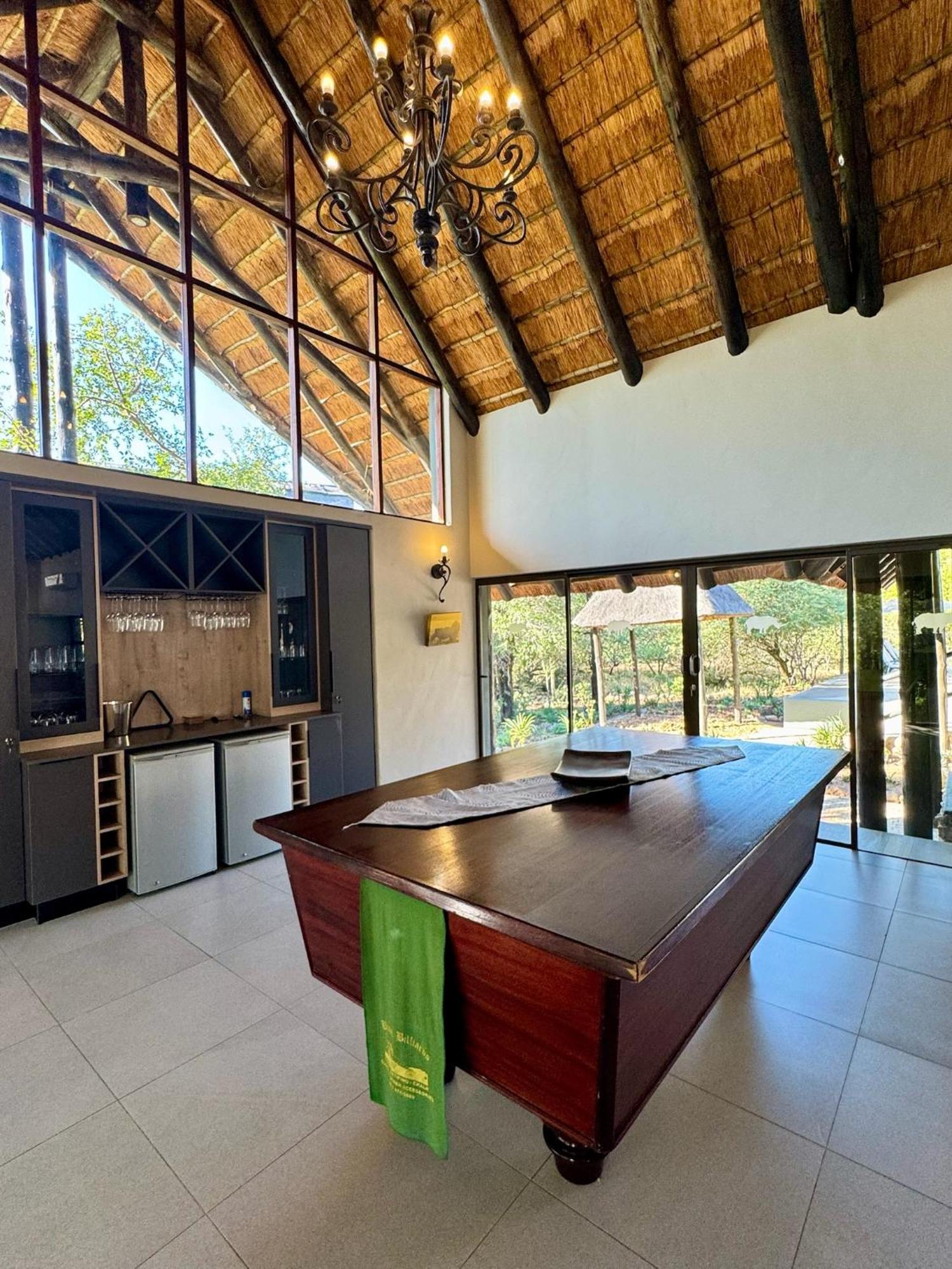 Pangolin Game Lodge - Self Catering, Incl 2 Game Drives Per Day Matlhagame Zewnętrze zdjęcie