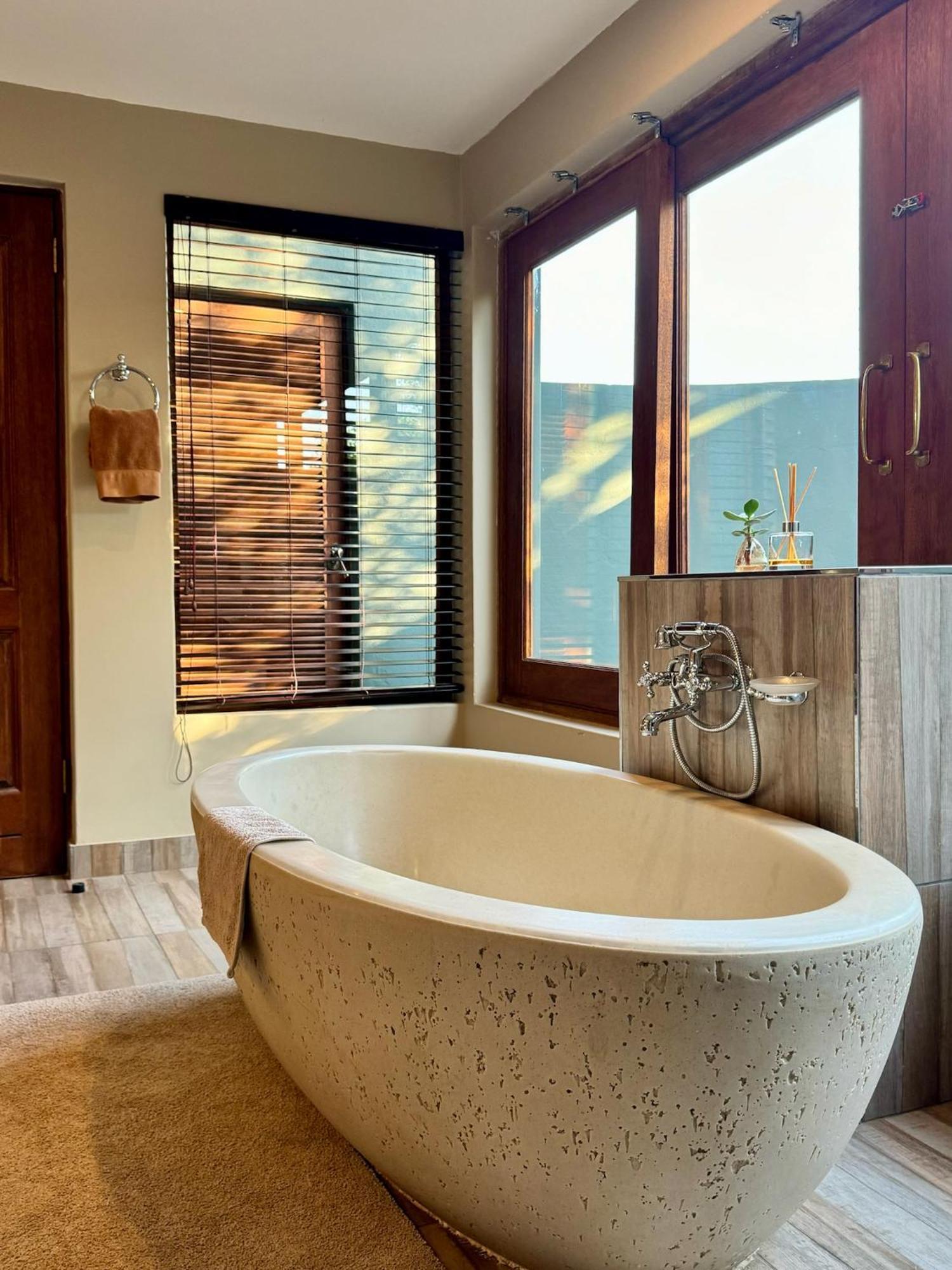 Pangolin Game Lodge - Self Catering, Incl 2 Game Drives Per Day Matlhagame Zewnętrze zdjęcie